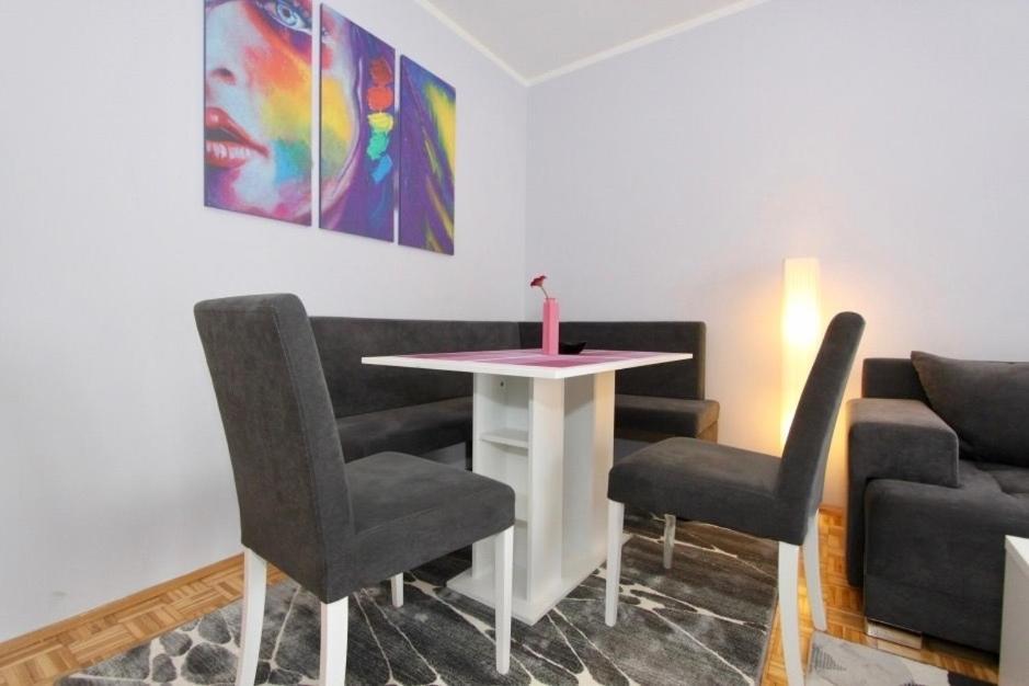 Cezar Apartment Belgrad Zewnętrze zdjęcie